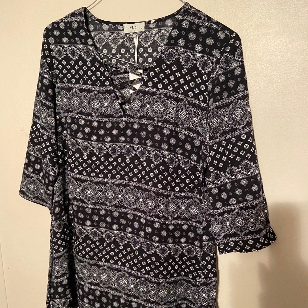 Women’s shirt